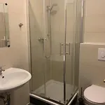 招待所 Plovdiv 2*